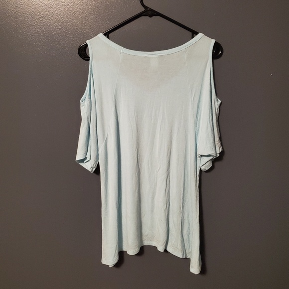 Flowy Top - Picture 2 of 3